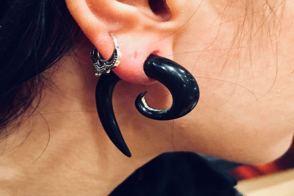 Discover What An Expert Has To Say On The Ear Stretching