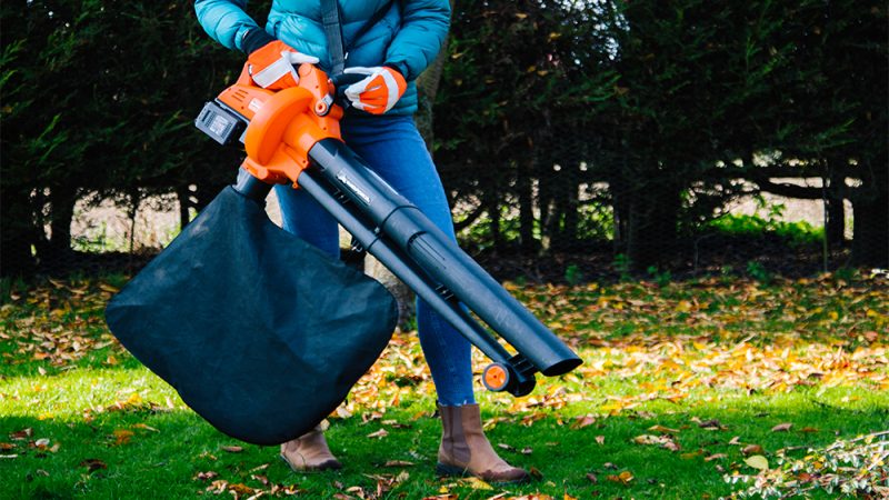 Electric Leaf Blowers Hire – Identify The Simple Facts About Them